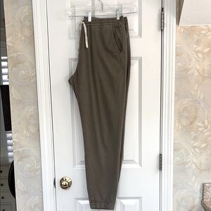 Marine Layer’s “Absurdly Soft” Slim Fit Men's Olive Jogger Pants. EUC